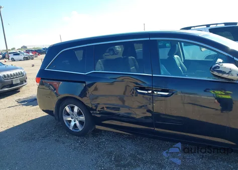 2015 Honda Odyssey Touring/Touring Elite z USA, uszkodzony, nr VIN 5FNRL5H96FB062463